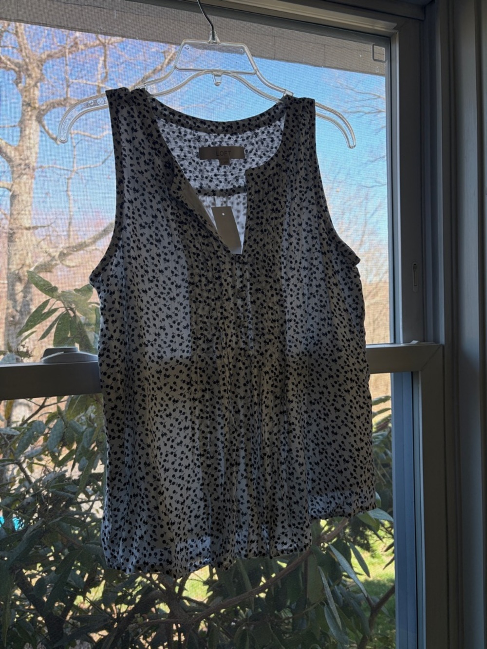 LOFT Black & White Dotted Sleeveless Blouse